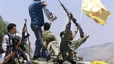 حزب الله يضع كاميرات بصخور وهمية لمراقبة الجيش الإسرائيلي