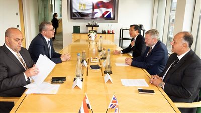 وزير البترول يعقد جلسة مباحثات مع الرئيس التنفيذي لشركة بي بي بالمملكة المتحدة