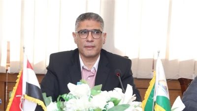 محافظ الجيزة يتابع تطوير طريق طراد النيل ومنشأة القناطر لخدمة الأهالي (صور)