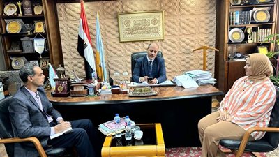 تعليم الإسكندرية تناقش الانضباط الإداري وانتظام الدراسة