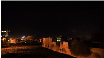 الدفاعات الجوية السورية تتصدى لأهداف معادية قبالة سواحل مدينة جبلة بريف اللاذقية