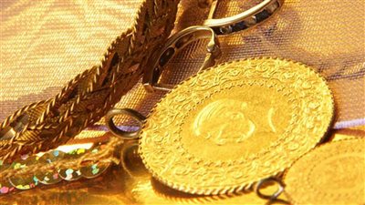 320 جنيها تراجعا في سعر الجنيه الذهب