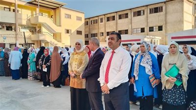 وكيل تعليم دمياط يتفقد سير العملية التعليمية بالمدارس (صور)