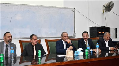 زراعة القناة السويس تعقد لقاء تعريفيا للطلاب الجدد(صور)