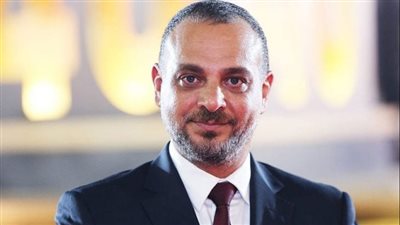 يعود بعد غياب سنوات، تفاصيل مسلسل فقرة الساحر للمخرج تامر محسن