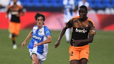 الدوري الإسباني، شوط أول سلبي بين فالنسيا وليجانيس