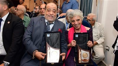 عارفة عبد الرسول ورضا إدريس في المقدمة، مهرجان الإسكندرية يُكرم 17 فنانا من مبدعي المحافظة