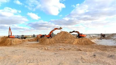 معدلات تنفيذ مشروعات الطرق بالقاهرة الجديدة