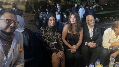 السقا ونرمين الفقي وسمية الخشاب الأبرز، نجوم الفن في حفل زفاف ابنة علاء مرسي (صور)