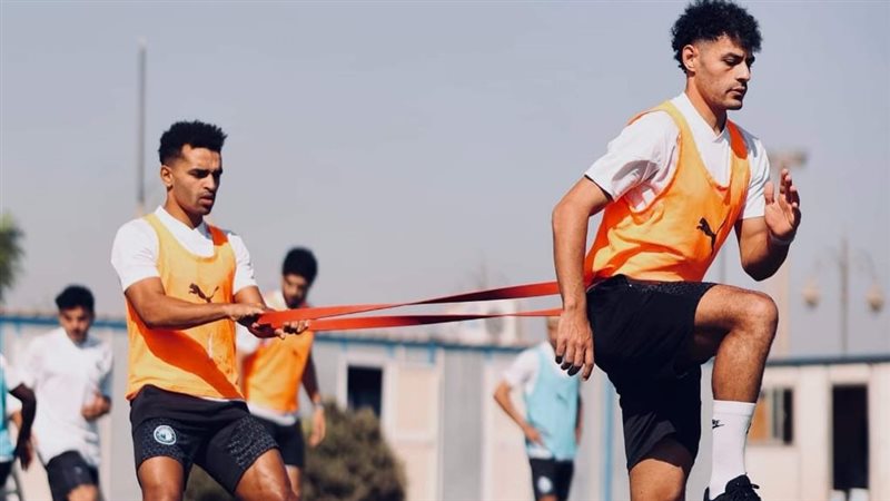 بيراميدز، فيتو 
