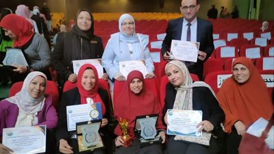 تكريم معلمي دمياط الفائزين فى مسابقة 