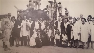 صور نادرة تكشف دور متطوعي الهلال الأحمر في حرب أكتوبر