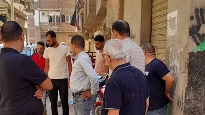  معالجة تسريب مياه أسفل الحوائط بمنيا القمح في الشرقية 