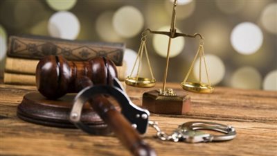 تعرف على إجراءات إعادة محاكمة المتهم المحكوم عليه غيابيًا