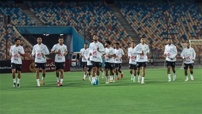 بمشاركة تريزيجيه وحمدي فتحي، منتخب مصر يخوض أولى تدريباته استعدادا لموريتانيا (صور)