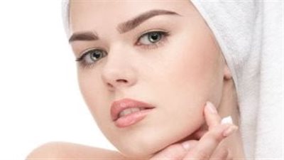 بمكونات بسيطة، حاربي جفاف وتشققات بشرتك فى فصل الخريف 