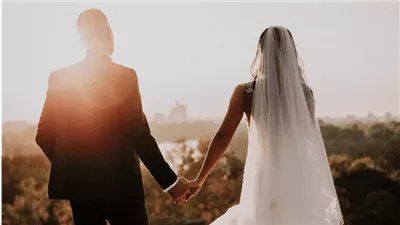 تفسير رؤية العريس في المنام وعلاقتها بالحصول على الكثير من الأموال 