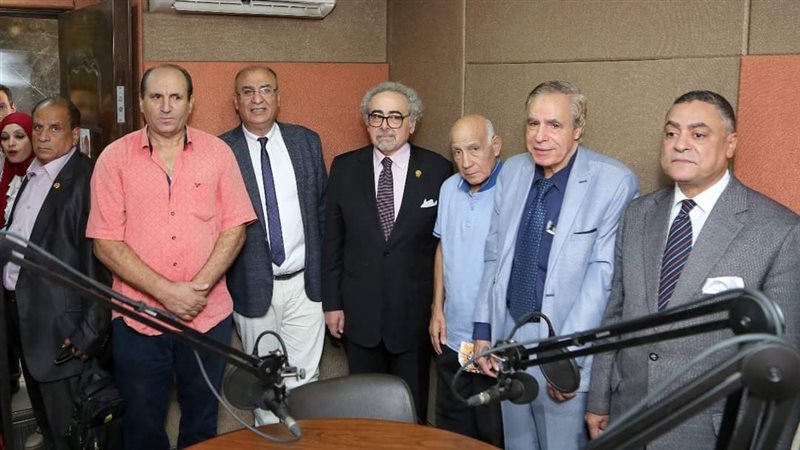 إطلاق إذاعة الأدب
