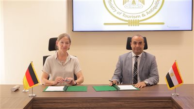 المجلس الأعلى للآثار يوقع مذكرة تفاهم لإعادة اكتشاف المخطوطات والبرديات بالمتاحف 