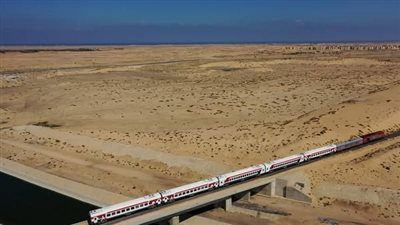 بعد وصوله لبئر العبد، رئيس السكة الحديد يكشف المخطط الجديد لقطار سيناء