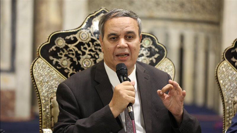 الدكتور عبد المنعم