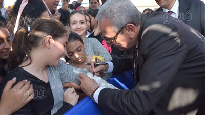 محافظ الغربية يفتتح المعرض الفني ويشهد احتفالية مديرية التعليم بالعيد القومي 