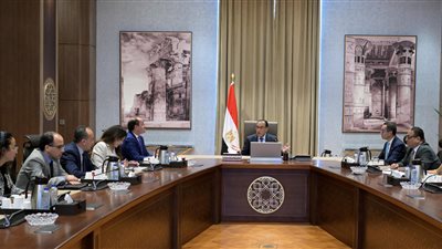 تمهيدًا لإعلانها غدًا، مدبولي يستعرض التسهيلات الضريبية الجديدة 