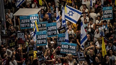 يريدون الهجرة ويرفضون العودة لغلاف غزة، دبلوماسي يكشف صدمة الإسرائيليين بعد عام على طوفان الأقصى