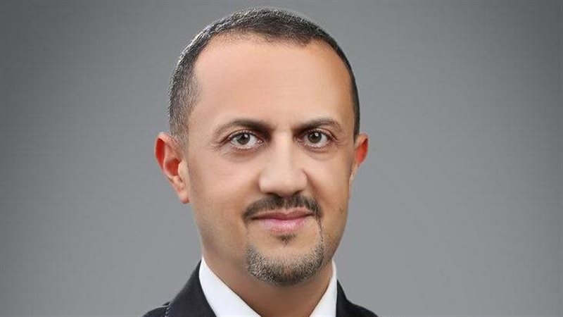 رئيس الشركة القابضة
