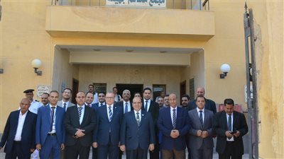 محافظ سوهاج يفتتح مقر الشهر العقاري بـ