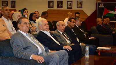 الصحفيين تعرض فيلم المسافة صفر الذي يجسد معاناة الزملاء الفلسطينيين (فيديو)