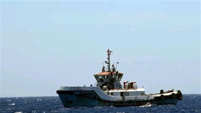 مركز البحث والإنقاذ بوزارة الدفاع ينفذ تجربة إنقاذ عبارة تعرضت للغرق 