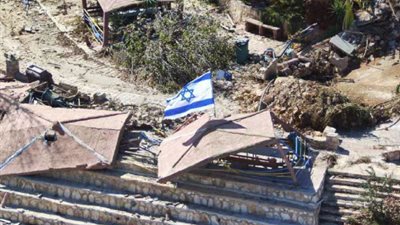 جيش الاحتلال يشن غارات علي 4 بلدات في جنوب لبنان