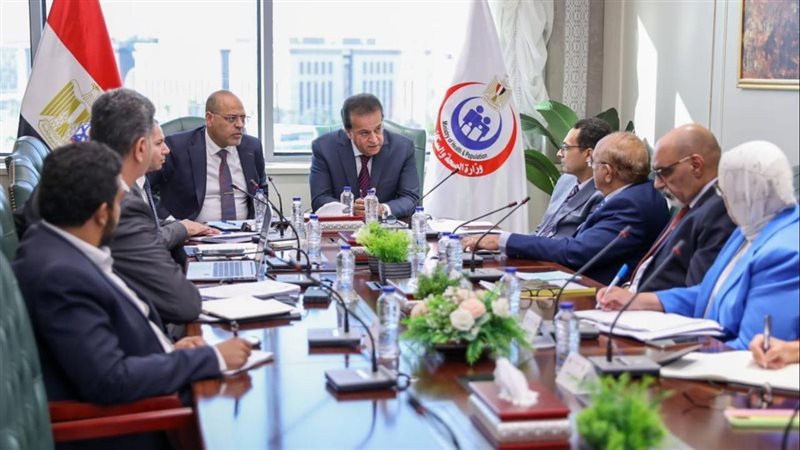 اجتماع وزيرا الصحة