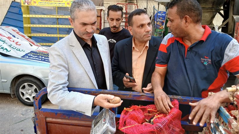 انطلاق قافلة تموينية