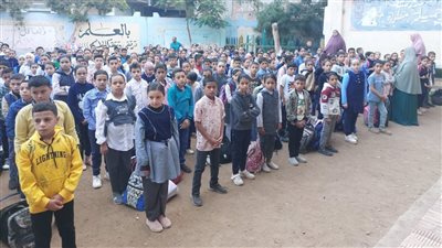 مدير عام التعليم بالشرقية يفاجئ بعض مدارس إدارة الإبراهيمية 