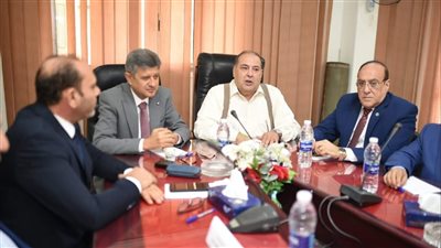 تفاصيل زيارة رئيس غرفة تجارة دمياط إلى الغرفة التجارية بالشرقية (صور)