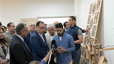 رئيس الوزراء يتفقد جامعة طيبة التكنولوجية (صور) 
