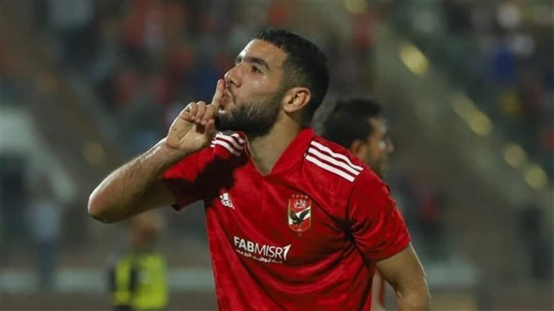 القندوسي، فيتو
