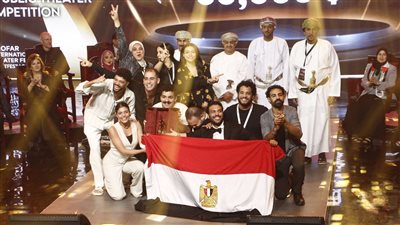 وزير الثقافة يُهنئ طلاب المعهد العالي للفنون المسرحية عقب فوزهم بـ 11 جائزة 