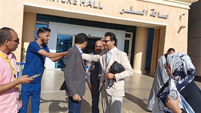 وكيل صحة سوهاج يتفقد غرف الحجر الصحي بالمطار