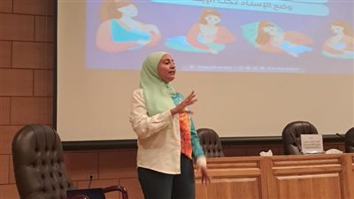 مستشفى مصر للطيران ينظم ندوة توعوية للعاملات ضمن مبادرة 