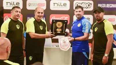 وفد من الاتحاد الإسكتلندي يلقي محاضرة فنية على مدربي قطاعات الناشئين بالزمالك