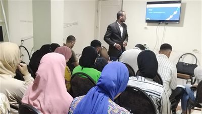 رياضة البحيرة تقدم ندوة حول الذكاء الاصطناعي بمركز شباب حوش عيسى (صور)