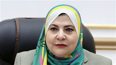 حصول آداب القاهرة على تجديد شهادة الأيزو 