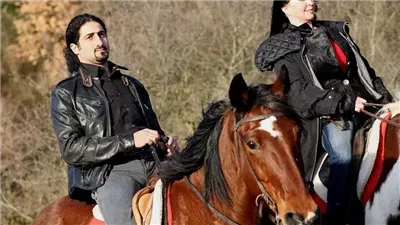 إرث أسامة بن لادن يعود للواجهة.. أين ذهب أبناء زعيم تنظيم القاعدة.. عمر احترف الرسم في الريف الأوروبي وفرنسا تقرر طرده.. إيمان تفضل العودة لموطنها.. و3 قتلوا برصاص الأمريكان 