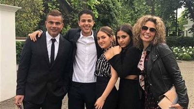 أغنية لكل واحد.. حكاية أغاني عمرو دياب لأبنائه 