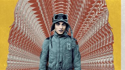  طرح أول بوستر رسمي لفيلم MICKEY 17 