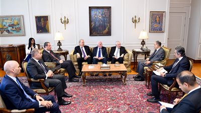 تفاصيل لقاء وزير الخارجية مع وفد حركة فتح الفلسطينية (صور) 