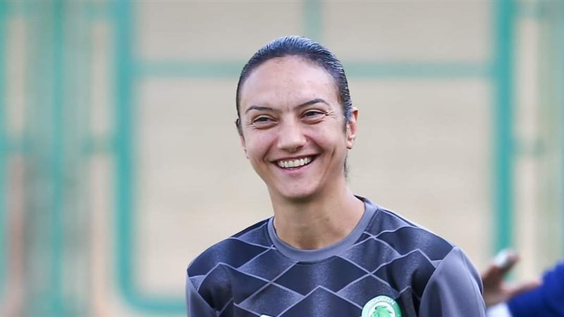 مدربة مودرن سبورت،